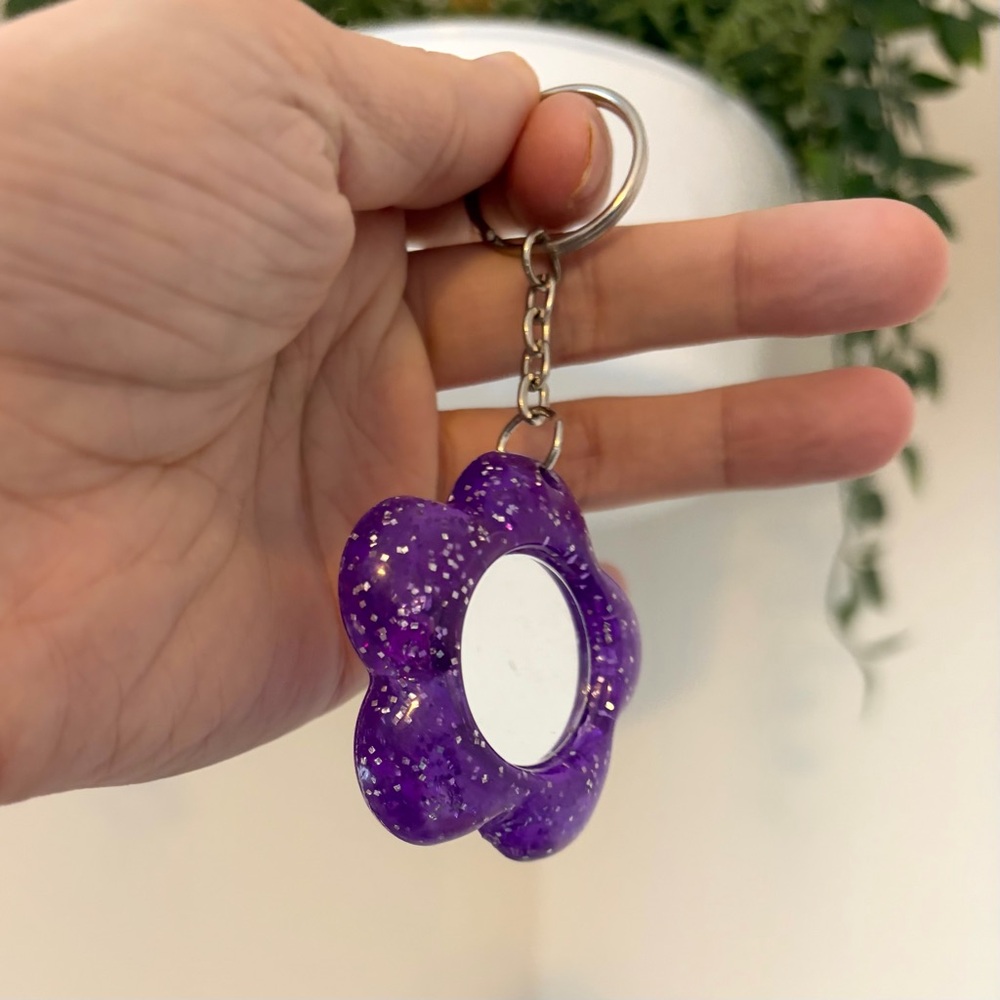Vtg Lisa Frank Purple Glitter Flower Picture Frame/Mirror Keychain - Picture 3 of 5